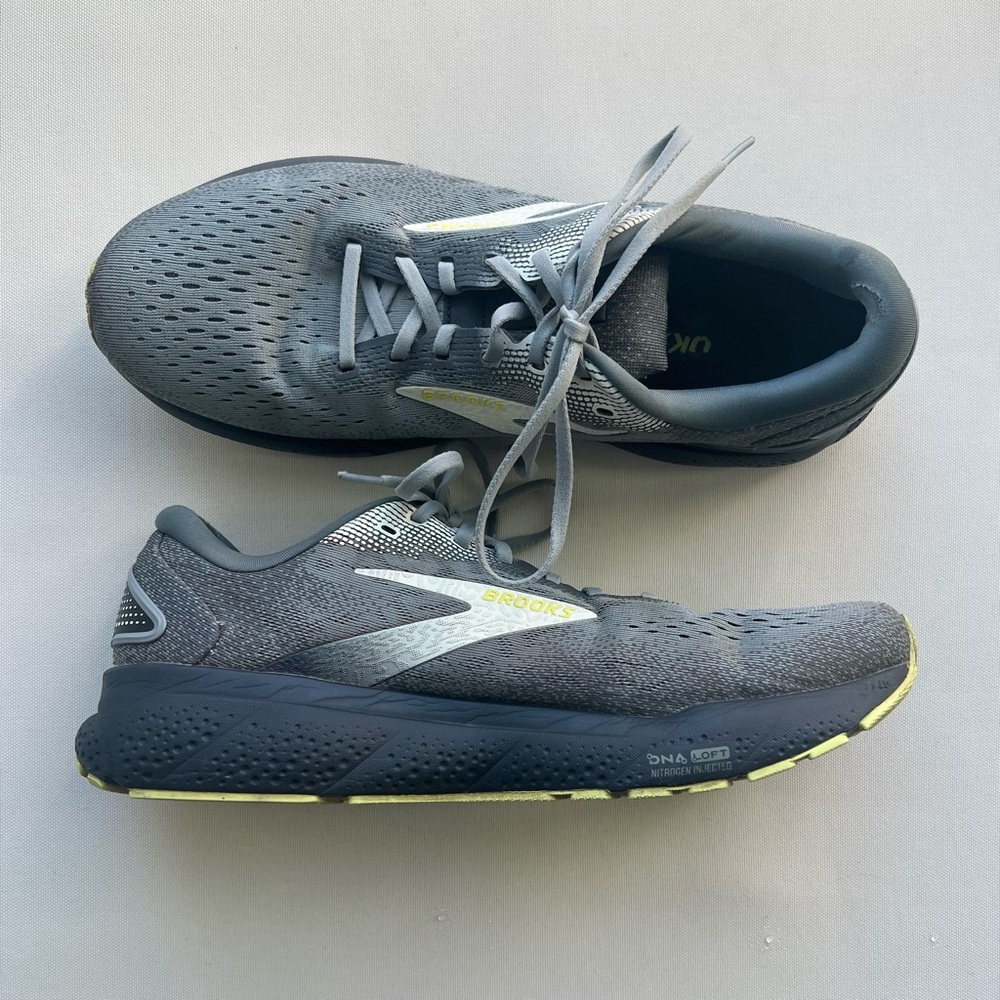 Gray Brooks Ghost 16